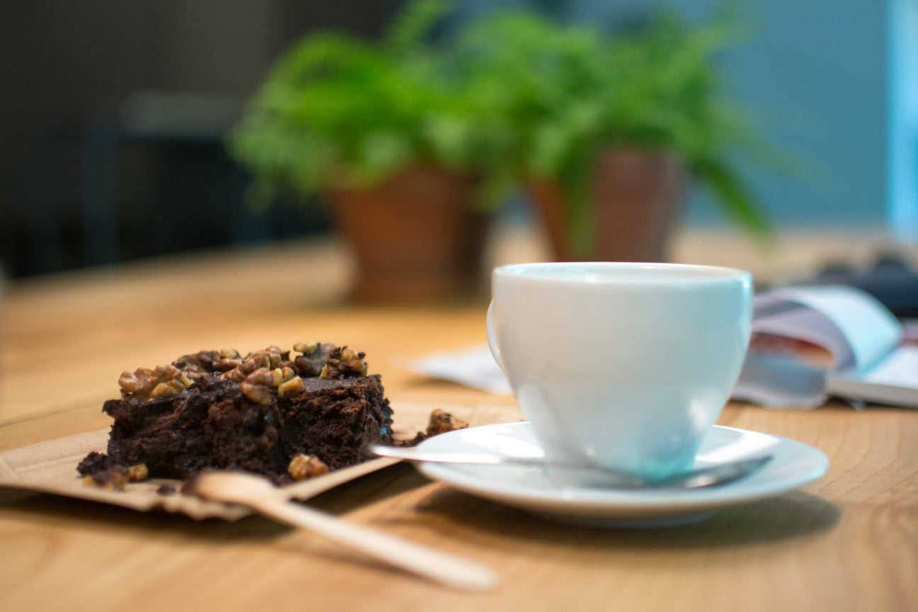 kawa - coffee plant - czarna fala