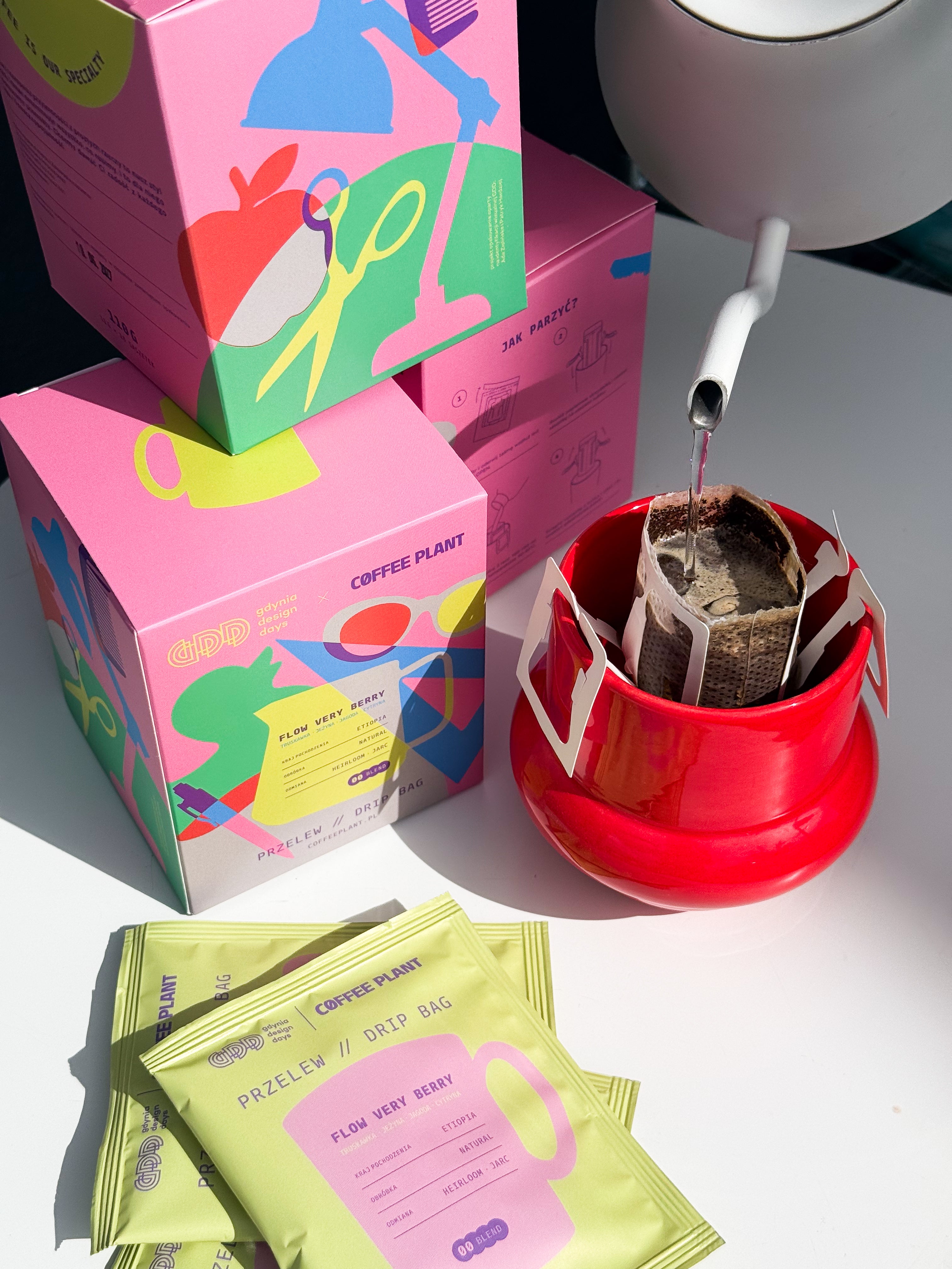 Closer: GDD 2026 x COFFEE PLANT Drip Bag Very Berry